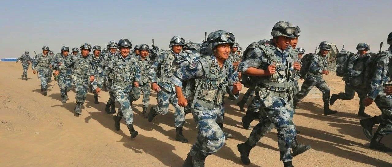 多国选手负重前行,蓄势待发、刻苦训练的简单介绍 多国选手负重前行,蓄势待发、刻苦训练的简单介绍