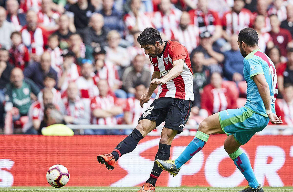 包含伯恩茅斯遭遇惨败--积分保持在低位的词条