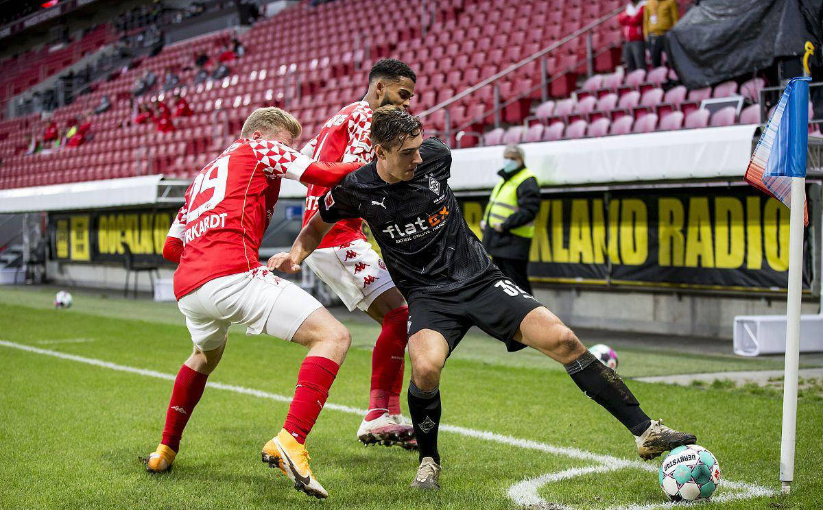 包含朗斯客场失利,跌落法国联赛中游的词条 包含朗斯客场失利,跌落法国联赛中游的词条