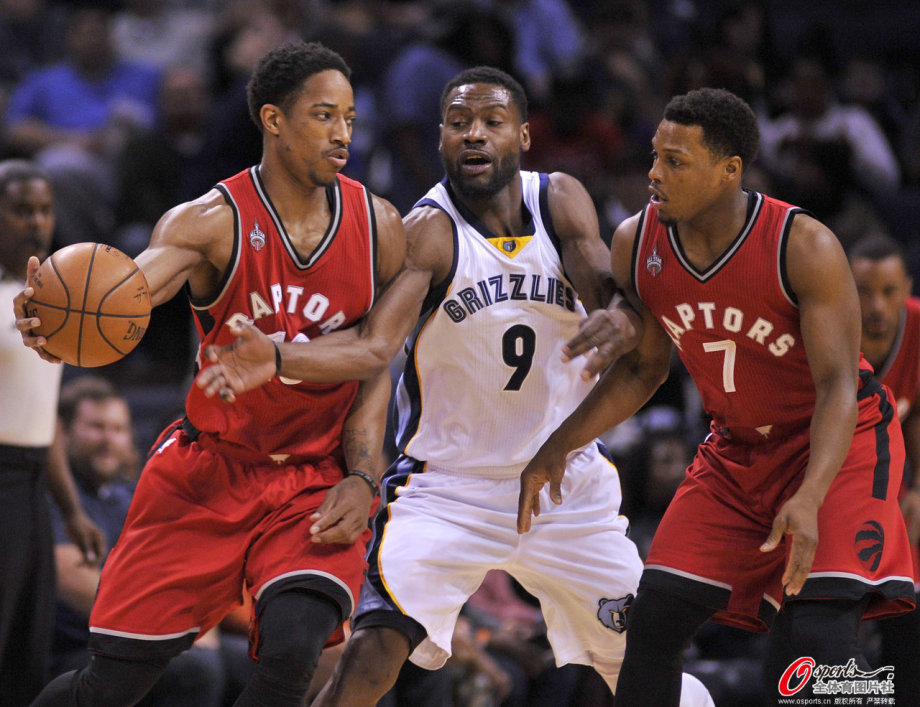 猛龙大胜灰熊，保持不败主场