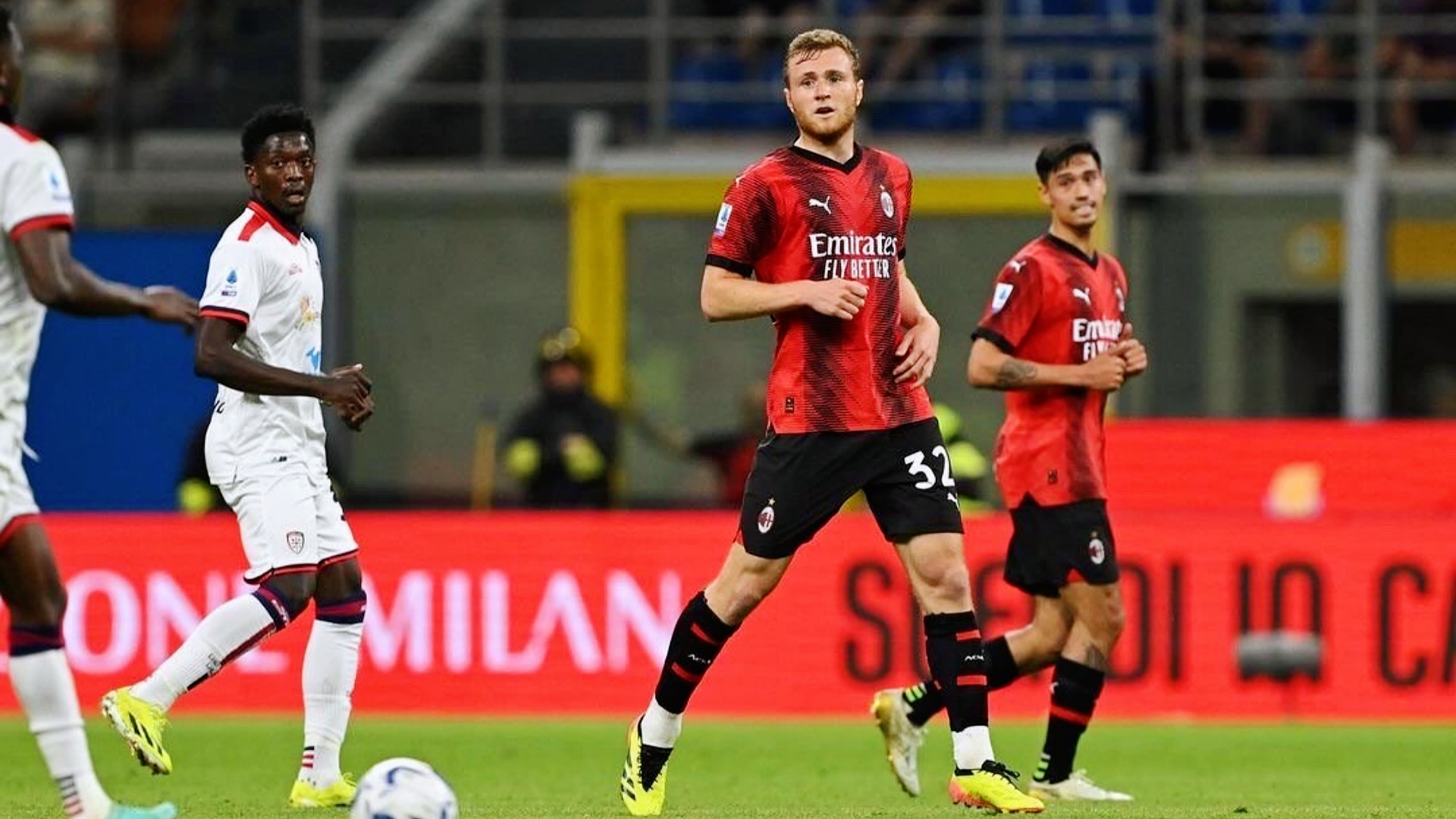 佛罗伦萨主场击败都灵，取得关键胜利