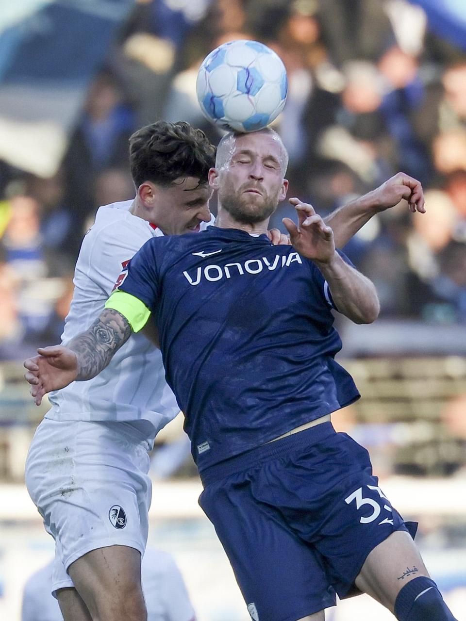 弗赖堡连续不败，德甲排名稳定在中游位置