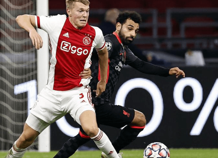 关于阿贾克斯局势混乱，欧洲交不再能预测的信息